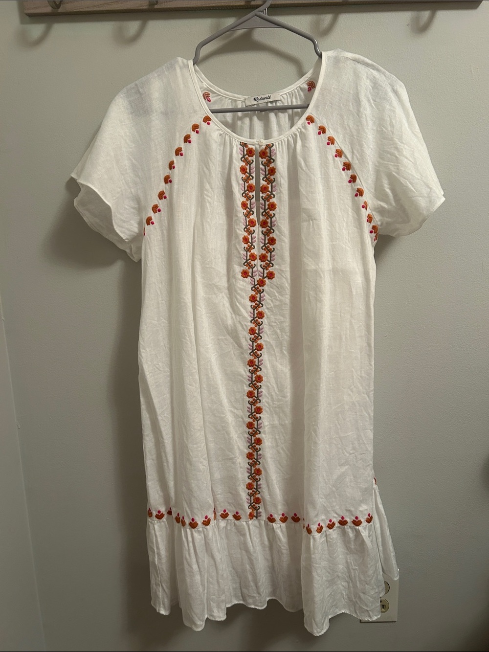 White Embroidered Madewell Short-Sleeve Dress with Orange Accents